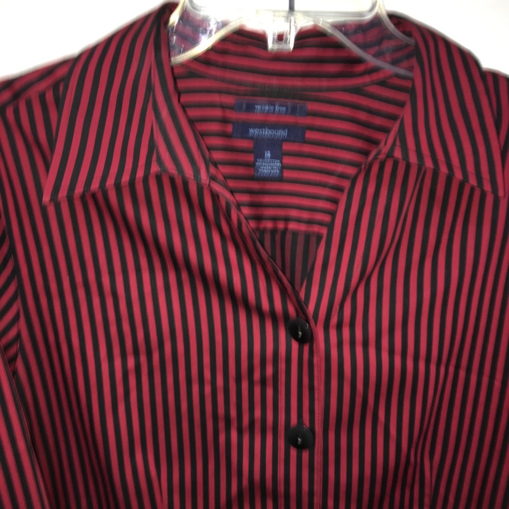 WRINKLE FREE STRIPED CUTE & COMFORTABLE TOP - Picture 2 of 6